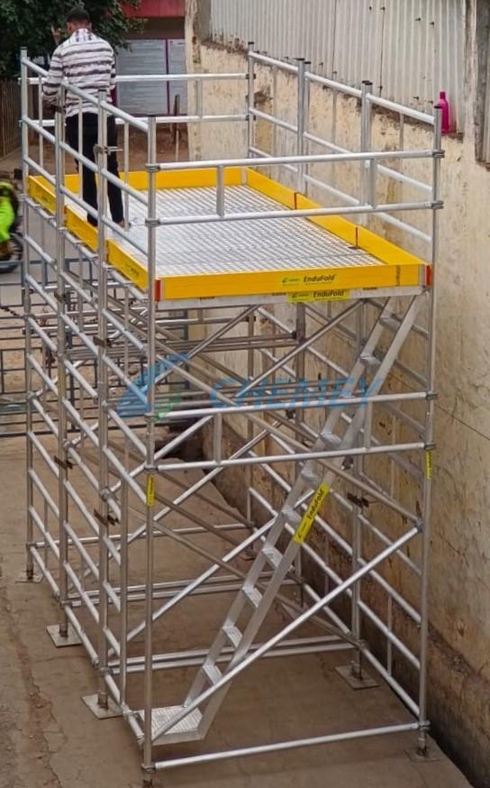 MOBILE SCAFFOLD